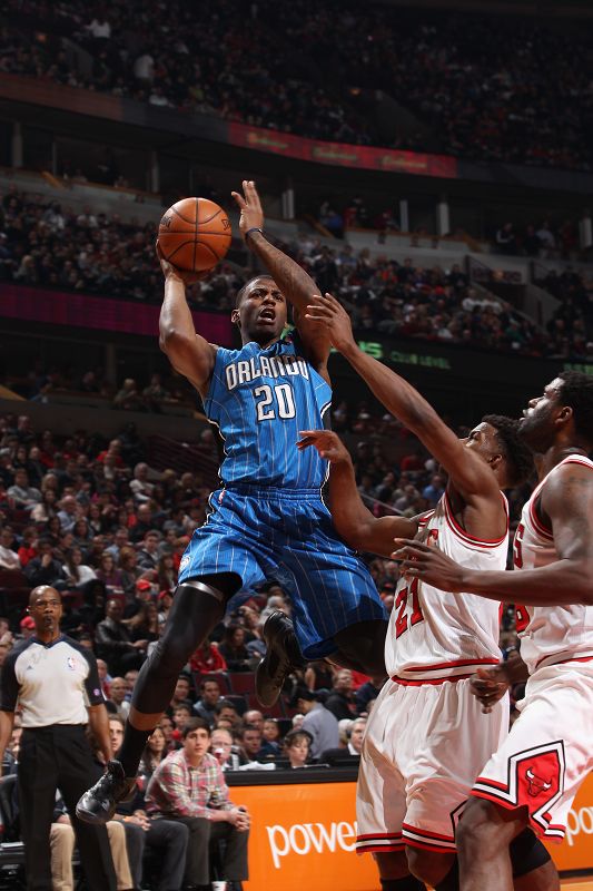 与篮板保护 与篮板保护